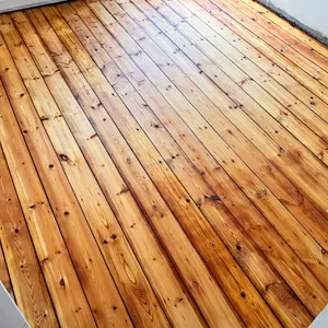 Pitchpine Dielenboden schleifen, ölen und polieren